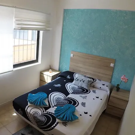 Fantastic In The First Line Of The Sea, Wifi Free Apartment